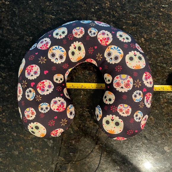 Travel Neck Pillow with Skull Design - Picture 1 of 3